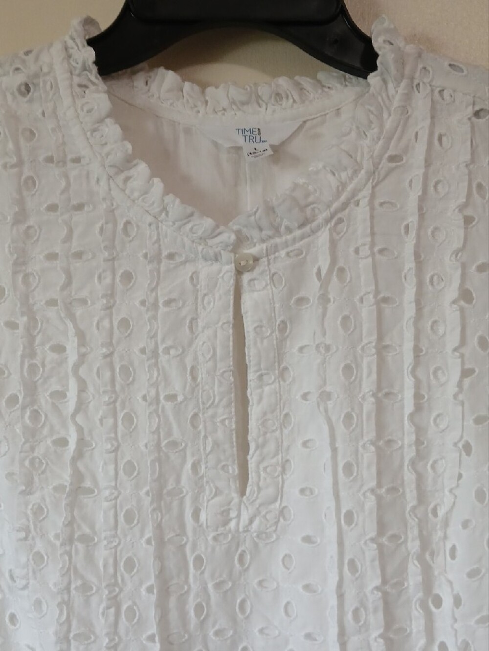 Time and Tru Women's L Cotton Eyelet Mini Dress with Flutter Sleeves - Picture 5 of 13
